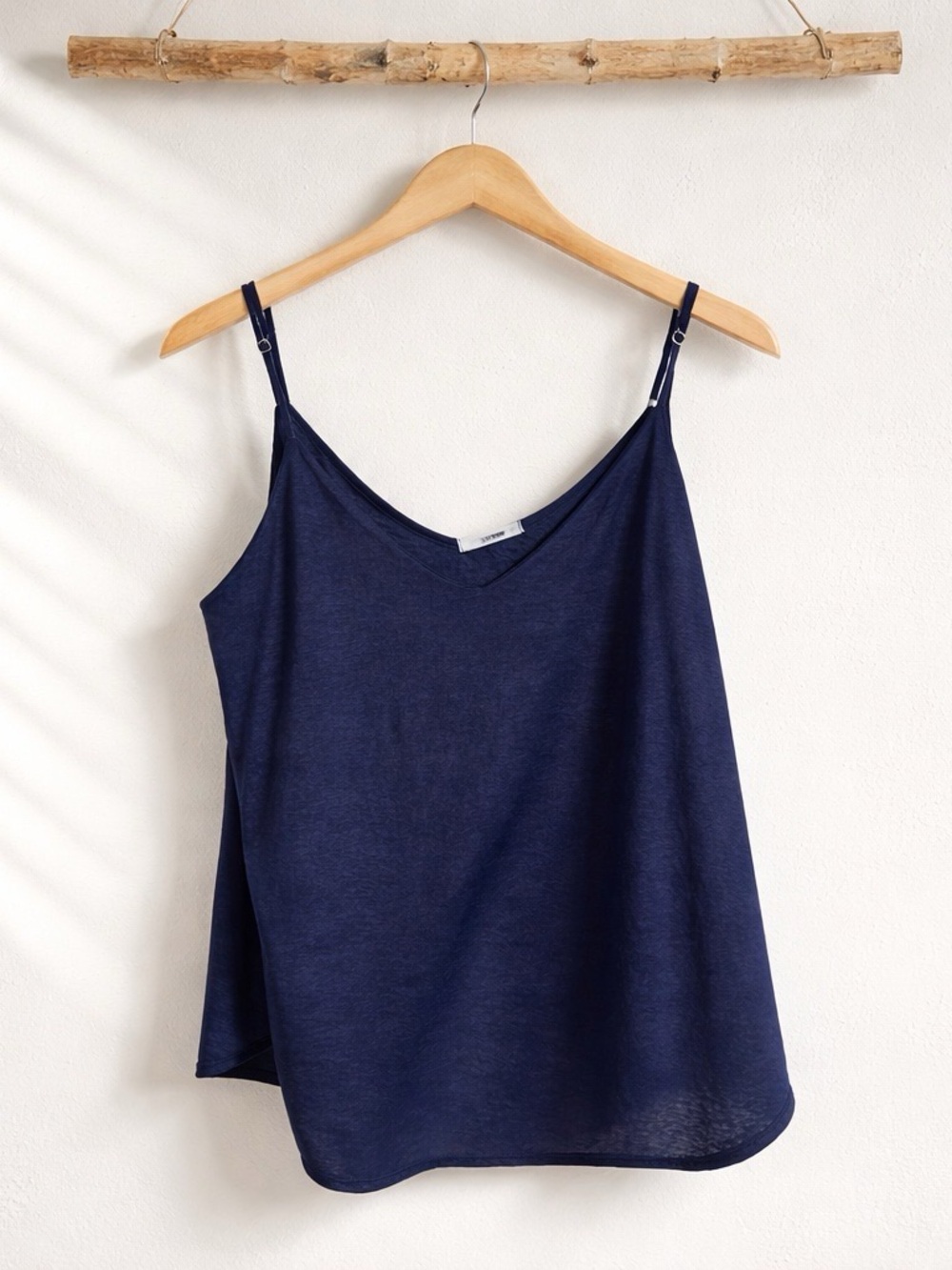 Cherish Navy V-Neck Adjustable Strap Camisole Women’s size large